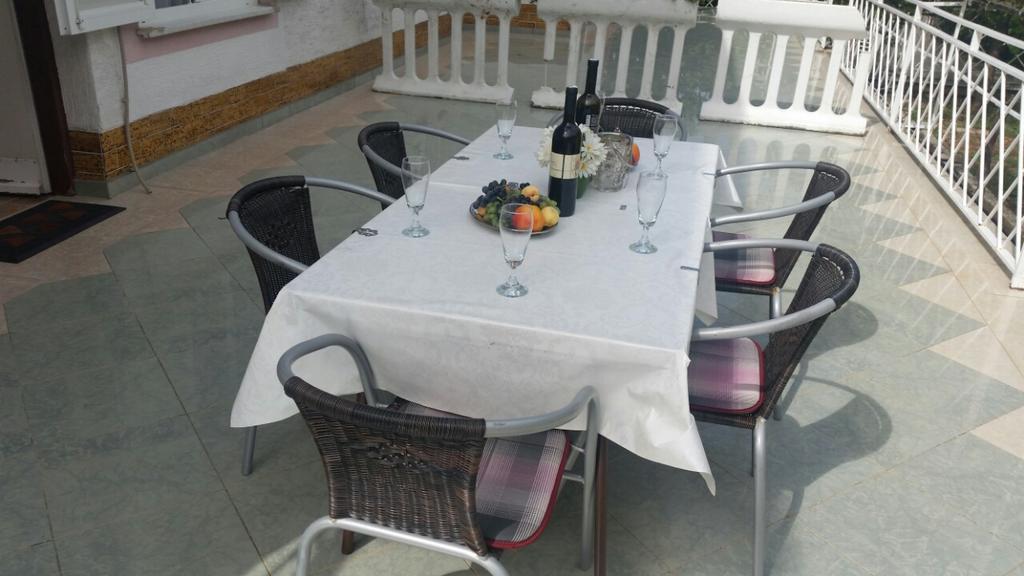 Apartmani Royal Zganec Crikvenica Exterior foto